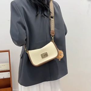 🔥กระเป๋าสะพายข้างสําหรับสตรี แฟชั่นมาใหม่ งานดี เรียบง่าย แฟชั่นฤดูใบไม้ผลิ ฮิตมากตอนนี้ น่ารัก Bucket bag (ไม่มีจี้ห้อยกระเป๋า)