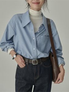 เสื้อเชิ้ตผู้หญิงแขนยาวลายทาง ดีไซน์เก๋ไก๋ ทรงหลวม ผ้าฝ้ายผสม สำหรับใส่ไปทำงาน ฤดูใบไม้ผลิและฤดูใบไม้ร่วง