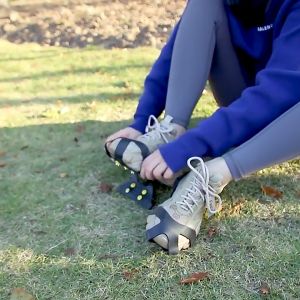 สายรัดรองเท้ากันลื่น เดินบนหิมะ แผ่นยางกันลื่นบนพื้นหิมะ SP487