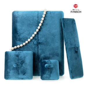 Double Buckle Velvet Jewelry Box Soft Clasp Ring Box Lake Blue Earring Pendant Box Pearl Necklace Box New Fashion Jewelry Storage