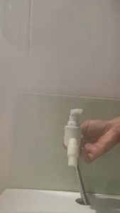 Vòi lạnh gắn tường KAG-KHL13 vòi hồ nhựa D21 vòi xả sàn nhựa 100% dùng vùng nước phèn không gỉ séc nước mạnh sử dụng tốt