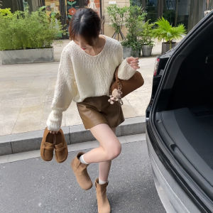 CHOEFULYN | Bộ Áo Len Trắng Thanh Lịch và Chân Váy A-Line Cao Waisted