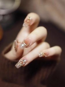 Handmade Manicure Wear Nail New Year 2024 French Flash Maillard Diamond in the Debris Fancy Small Public White Nails