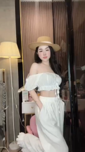 Set đồ nữ đẹp set cá tính du lịch hè áo trễ vai croptop Đũi Vân Mây 2 lớp mix quần dài phối bèo