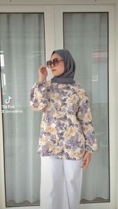Mirabel Shirt: Kemeja Balon Oversize Crinkle Motif Atasan Wanita Terbaru
