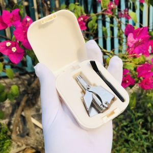 Dụng cụ cắt tỉa lông mũi tiện lợi