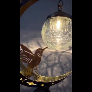 Solar-powered Moon-shaped Ground Light with Hummingbird and Glass Ball Decorations Suitable for Outdoor Patio Decoration and Ho