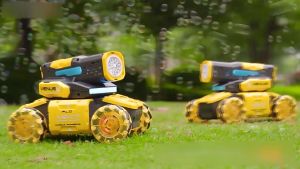 Zoomo RC Tank Bubble Blaster