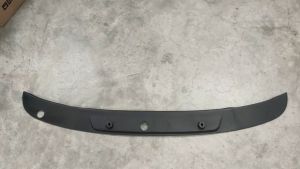 J124S01 WIPER PANEL NISSAN URVAN E25