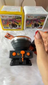 ไฟฉายคาดหัว หลอด LED รุ่นใหม่ สว่างมาก ปรับความสว่างได้ ใช้งานนานสูงสุด 13 ชั่วโมง กันน้ำ กันฝน ยี่ห้อ YAGE รุ่น YG-5031 เลนส์กว้าง 8.2 เซนติเมตร ลงน้ำได้ 1 เมตร นาน 30 นาที มี % บอกสถานะแบตเตอรี่