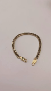 Gelang titanium rantai sisik gold kekinian pria/ wanita tampil elegan tidak mudah berkarat dan tahan lama