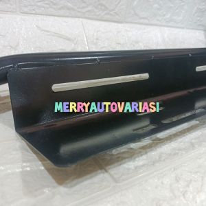 Tatakan bracket lampu tembak depan mobil tebal