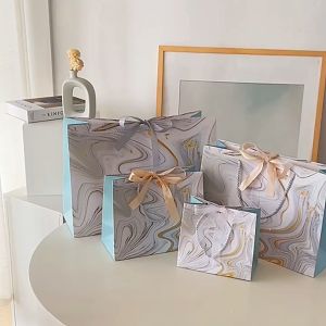 Túi Quà Tặng Túi Quà Sinh Nhật Túi Giấy Cứng Màu Vân Đá Gắn Nơ 2 Màu