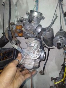 karburator Suzuki spin atau Sky wave Skydrve barang asli original copotan masih bagus satu set