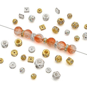 ลูกปัดอวกาศโลหะพลอยคริสตัลลูกปัดที่เว้นระยะแบบหลวมสำหรับต่างหูสร้อยข้อมือสร้อยคอพวงกุญแจเครื่องประดับแบบทำมืออุปกรณ์เสริมในการทำเครื่องประดับ