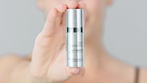 FILLMED LIFT-BOOSTER 30ml (Firmness corrective care serum - Improves elasticity & firmness lifting effect) Made in France