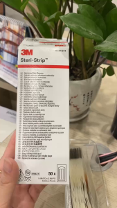 Miếng dán thay chỉ khâu da Steri-Strip R1541 6mm x 75mm (1/4IN x 3IN)