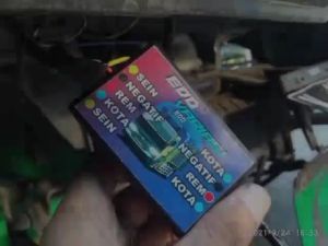 Modul Lampu Kolong 2 Lampu 3 Funsi Lampu Kota Lampu Rem Lampu Sein 12/24Volt