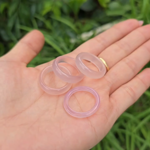 Q2222 Nhẫn Ngọc Agate Hồng 2 mẫu: bản dày & bản nhỏ cho Hỏa và Thổ - Phong Thuỷ TUDO P