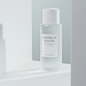 SKIN1004 Madagascar Centella Tone Brightening Boosting Toner 210ml