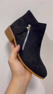 ฤดูใบไม้ร่วงใหม่รองเท้าบูทผู้หญิงยุโรปและอเมริการอบนิ้วเท้าด้านข้างซิปส้นหนารองเท้าหนังผู้หญิงรองเท้าแฟชั่นสีแฟชั่นไซส์ใหญ่