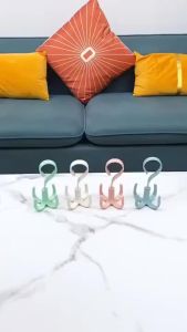 [HCM] Móc Nhựa 4 Chấu Tiện Lợi Xoay 360 Độ Mẫu Mới Về-Hesede