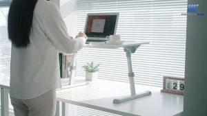 โต๊ะทำงานบนเตียง Multifunctional Adjustable Desk Portable Foldable Laptop Table for Bed