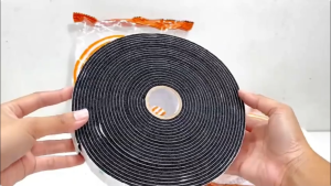 AEROTAPE เทปโฟมกันกระแทก เทปพันท่อ เทปพันท่อแอร์ มีกาวในตัว