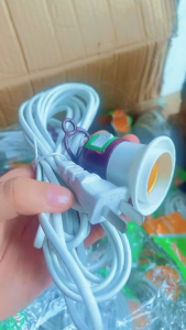 Đui Đèn E27 Có Dây 5m Và Công Tắc Tiện Lợi Đuôi Đèn Kèm Móc Treo Và Phích Cắm Dẹt