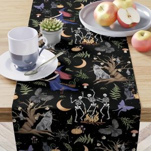 1 Piece of Fantasy Halloween Table Runner Painted Witch Skull Natural Elements Adapted to Party Restaurant Home Market Holiday Decoration Scenes.