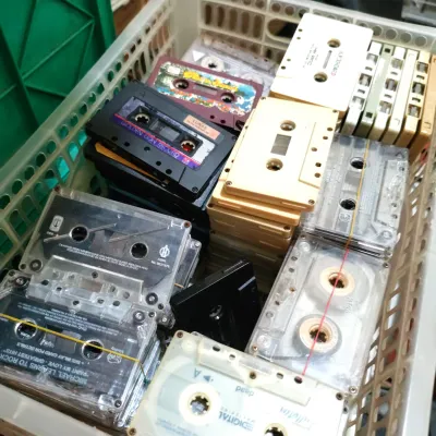 Kaset pita tape 1 pcs bisa untuk pajangan tampilan display dekorasi dinding ruangan kamar astetik vintage