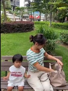 (LIFE.SG) Baby Carrier 0 to 36 Months Infant Baby Sling Toddler Side-Sling Carrier Up to 20kg Ice silk baby scarf