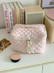 Portable Travel Cosmetic Bag Womens Large Capacity Bear Cartoon Storage Bag with Butterfly Knot Wash Bag Cute Family Organizer