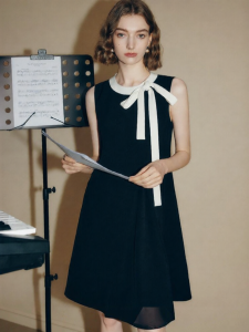 FAMANXUAN | Audrey Style Petite Little Black Dress