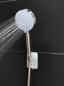 3 ระดับ ฝักบัวปรับแรงดันน้ำ ให้เพิ่มแรงดันน้ำ ฝักบัวแรงดันสูง รูปและระดับ ถูกฝังที่น้ำ