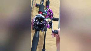 Sougayilang การตกปลาเต็มรูปแบบ มือจับปืน 1.8m/2.1m พร้อมเกียร์ 7.2: 1 กว่าล้อหยดน้ำชุดเบ็ดตกปลาชุดรอกและคันเบ็ด.Others