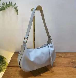 AMIRACO - BERTA Bag Selempang Wanita Size 27x15cm