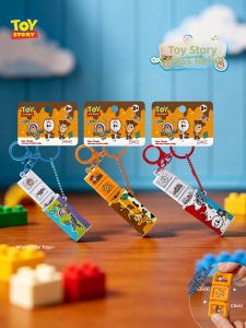 LONGKUI | Stress Relief Chocolate Breaking Keychain