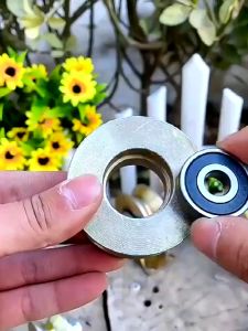 4pcs V Groove Heavy Duty Pulley Sliding Gate Roller Wheel/Color Steel Pulley/Sliding Gate Roller V Groove Gate Roller Wheel/Heavy Duty Rigid Casters 1.2/ 2 / 3 /inch.