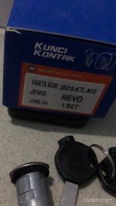 Kunci Kontak Assy REVO Merk WIN: Suku Cadang Mobil WIN Berkualitas Tinggi