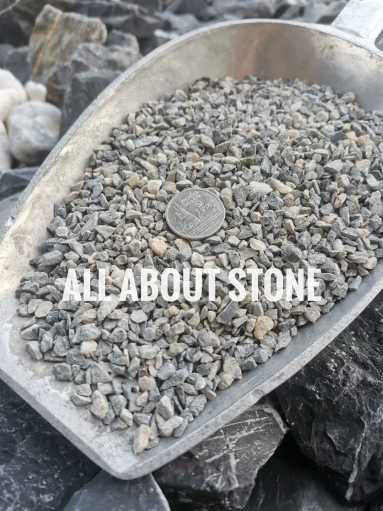 หินเกล็ดขาวเทา 1 กก. สำหรับตกแต่งสวนและตู้ปลา