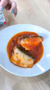 ชาวเล ปลาแมคเคอเรลในซอสมะเขือเทศ 50 กระป๋อง ราคาประหยัด