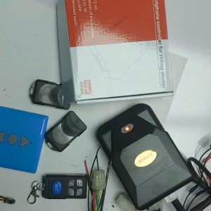 Thiết bị điều khiển cửa cuốn bằng điện thoại Tuya Smart cho Motor AC-220V( Mô tơ xích) Kết nối Wifi-3G-4G-5G-Blutooth Đóng mở cửa mọi lúc mọi nơi