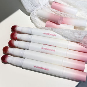 cadia🔥 HERORANGE Air Lip Glaze Matte Air Cushion Lip Cream Krim Bibir Wanita Glasir Bibir Merah Bata yang Mencerahkan