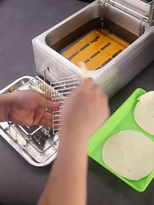 【Ready Stock】Taco fry basket Fryer basket Fries basket Strainer basket Kitchen strainer French fries basket Deep fryer