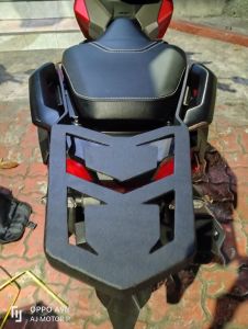 HONDA ADV 160 DC MONORACK BRACKET POWDER COATED