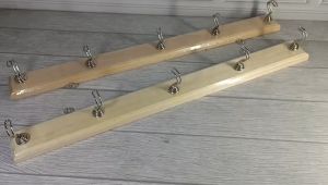 KAPSTOK / GANTUNGAN BAJU KAYU BGS FAIZ PARABOT