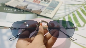 Kacamata Tanpa Bingkai Photochromic Anti Radiasi Kacamata Komputer Transisi Pria Wanita