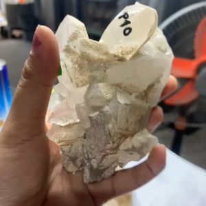 chùm thạch anh pha lê trắng tự nhiên nguyên sinh đá Việt P10