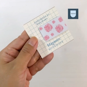 Handmade Pink Rose Magnetic Bookmark – Cute Floral Page Marker for Books Journals & Planners